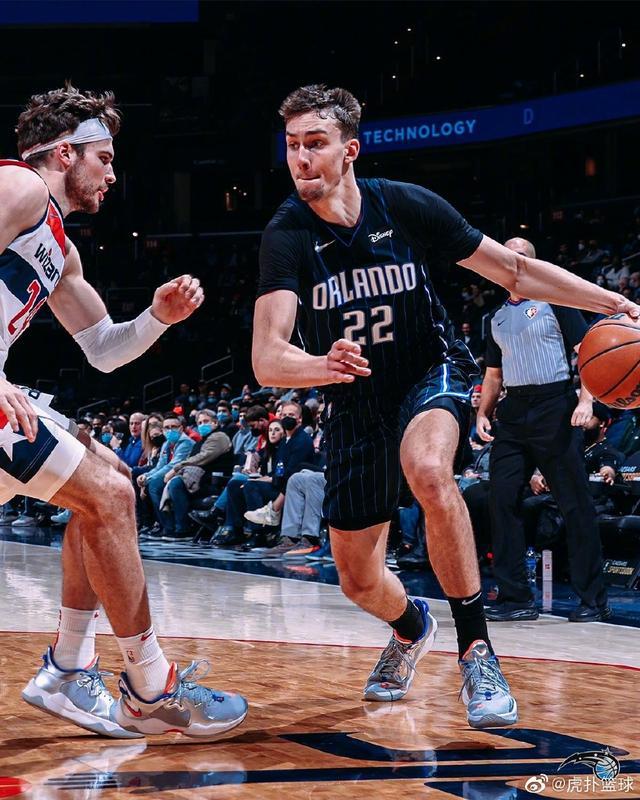 志昂扬的表 志昂扬的表