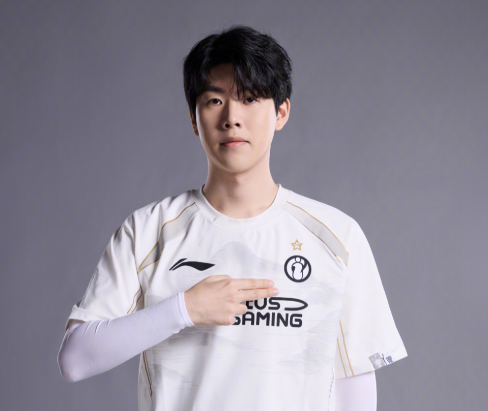 而那两个画 而那两个画