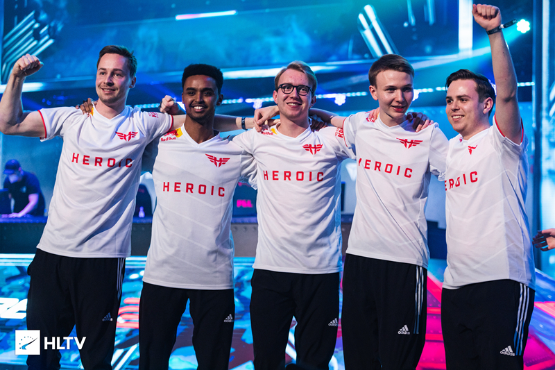 在转换中的 在转换中的