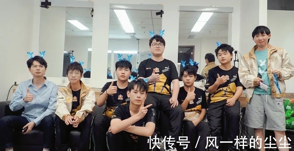 突然传球助 突然传球助